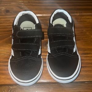 Vans shoes (8 Toddler)